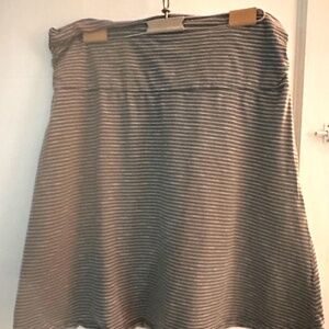 Toad & Co. gray stripe mini skirt